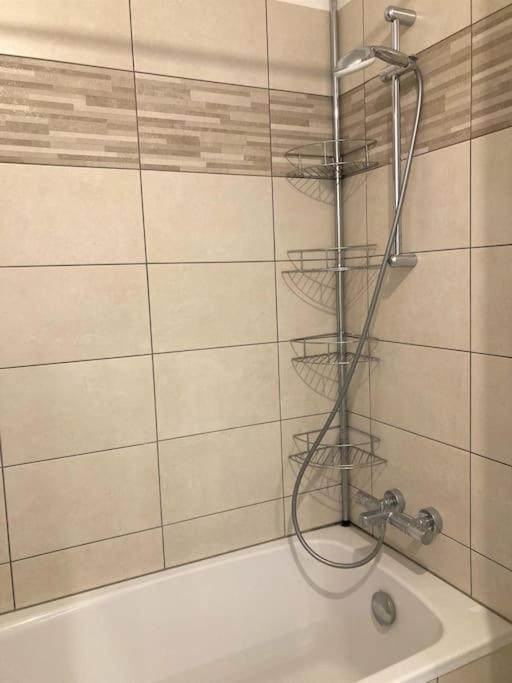 Appartement 87 M2 - 3 Chambres - 6 Personnes - Proche Paris - Parking Gratuit Asnières 외부 사진
