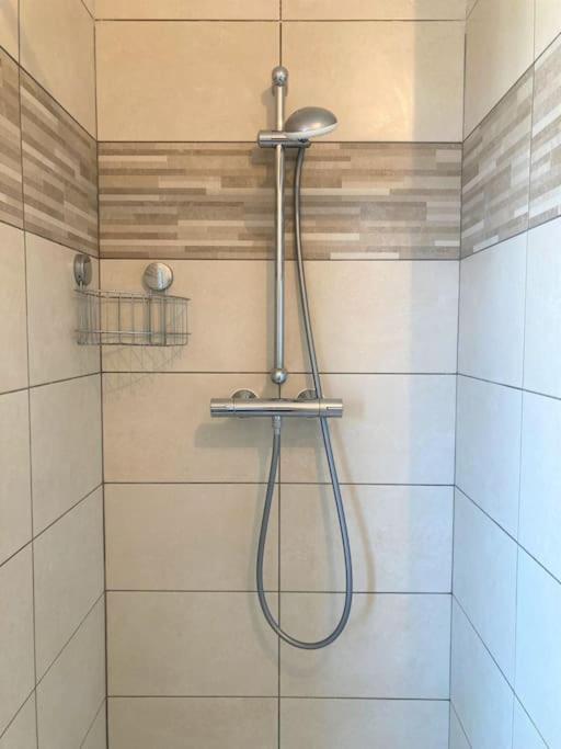 Appartement 87 M2 - 3 Chambres - 6 Personnes - Proche Paris - Parking Gratuit Asnières 외부 사진
